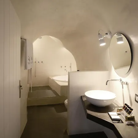 Apartment Alluvial Santorini Mesariá