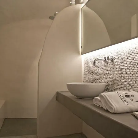 Alluvial Santorini Apartment *